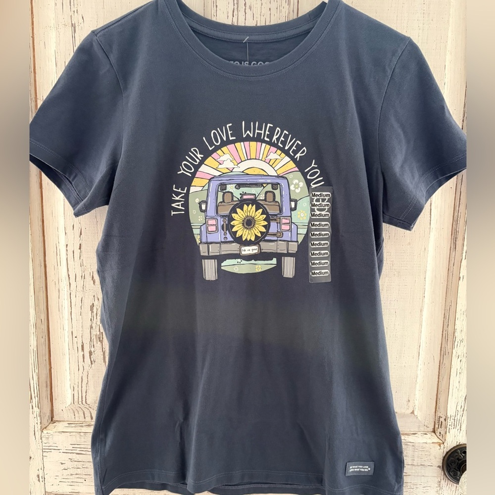 NWT-Life Is Good Jeep Tshirt